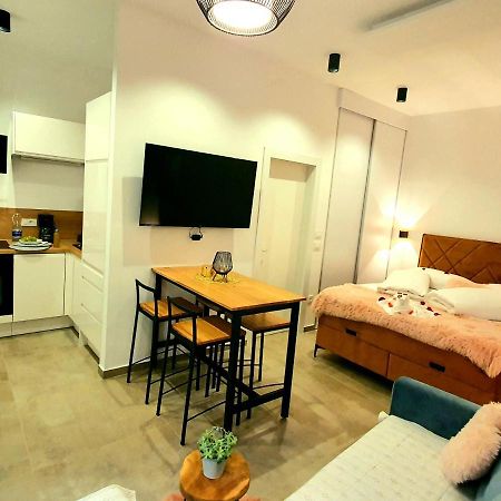 Cozy Studio Apartment Leprin In Labin Old Town Exterior photo
