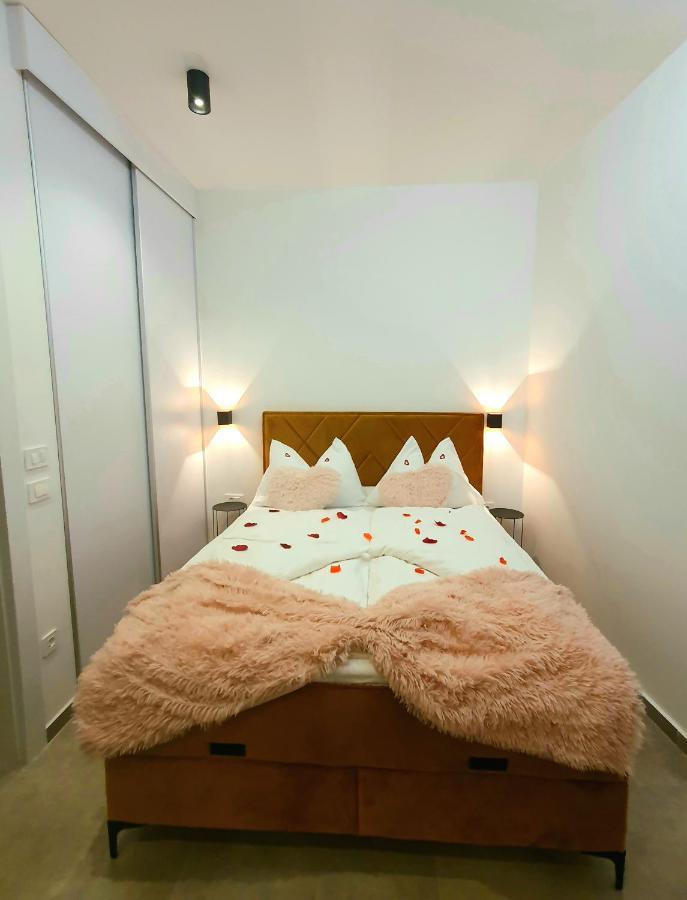 Cozy Studio Apartment Leprin In Labin Old Town Exterior photo