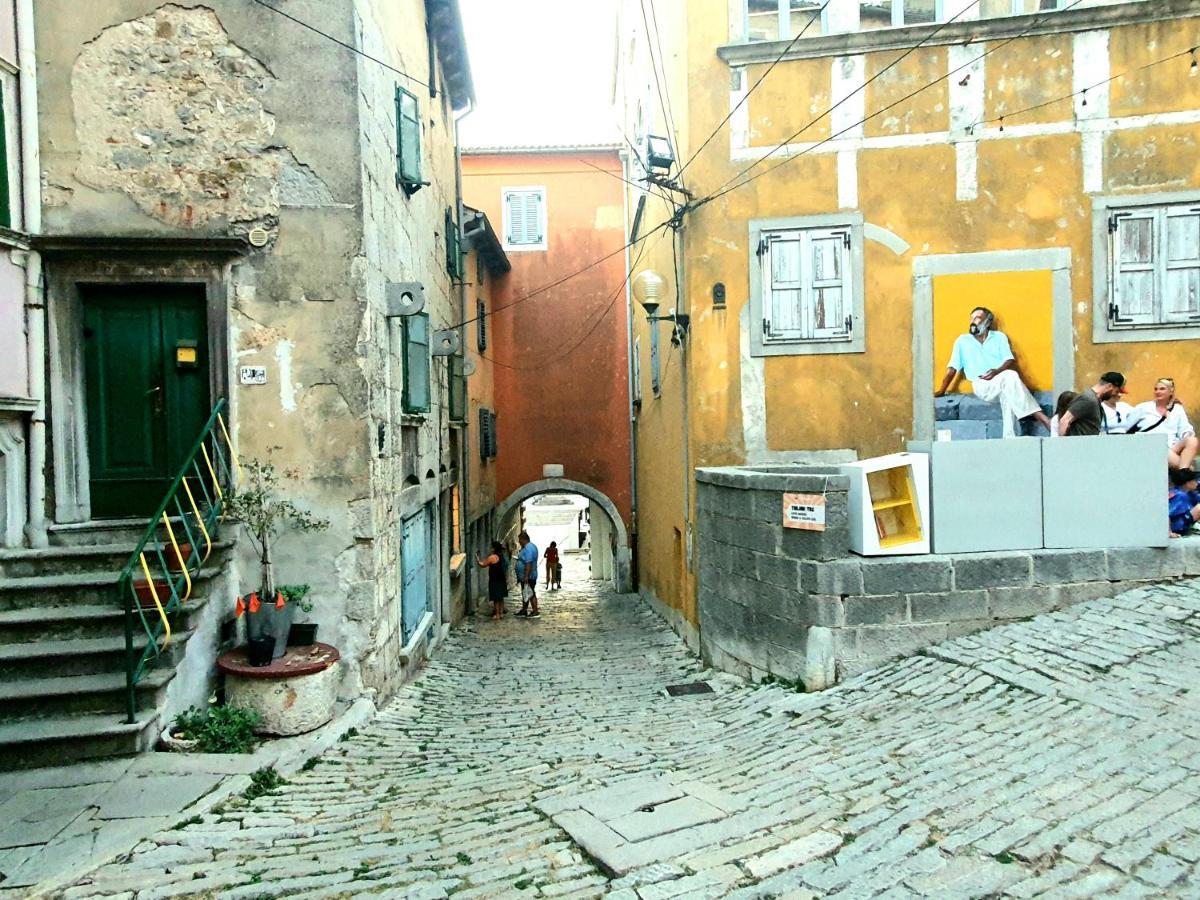 Cozy Studio Apartment Leprin In Labin Old Town Exterior photo