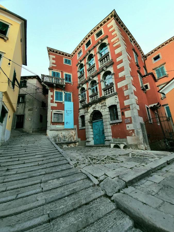 Cozy Studio Apartment Leprin In Labin Old Town Exterior photo